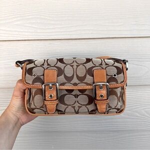 Coach Signature crossbody bag 6844